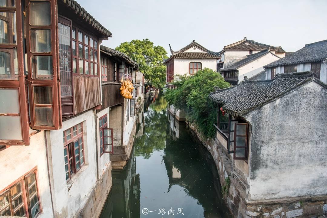逃离森林小房